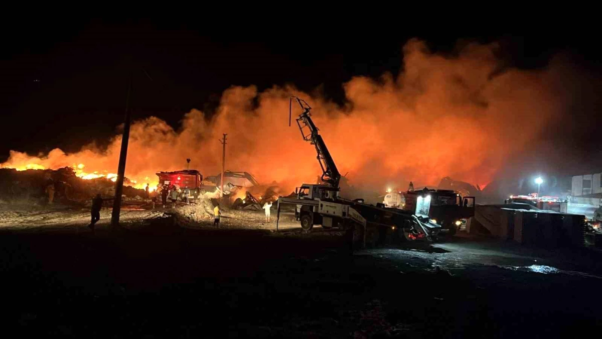 Muğla’da Fabrika Yangını Kontrol Altına Alındı